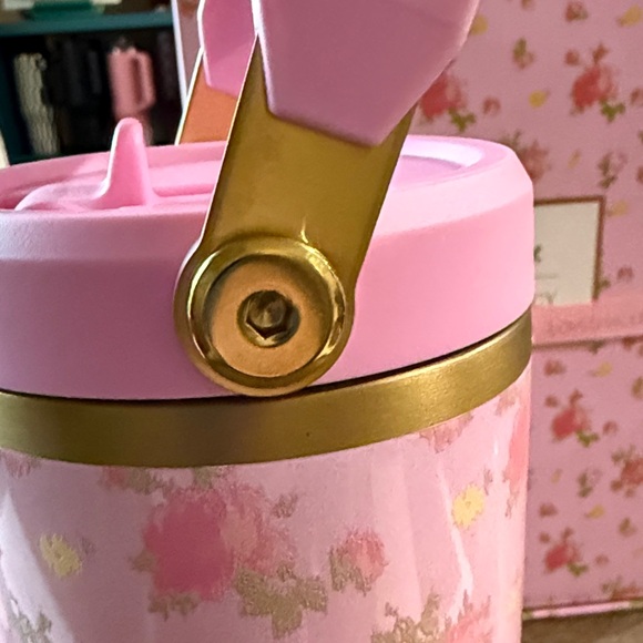 LoveShackFancy IceFlow Flip Straw Tumbler  30 OZ Ibiza Sunset New In Box - Picture 6 of 7